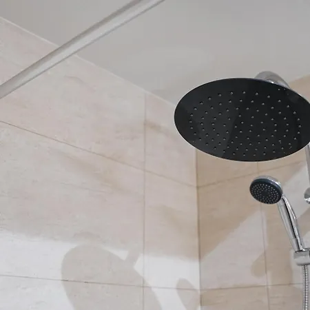 Guestready - Sunny In Center Сasa de vacaciones Oporto